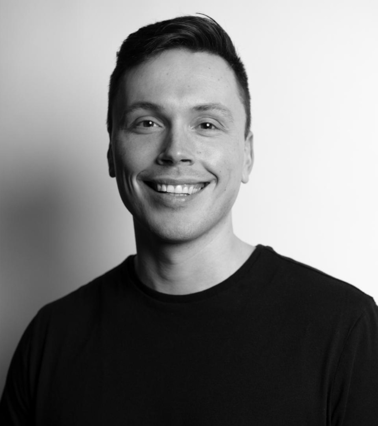 Johnny Cap headshot