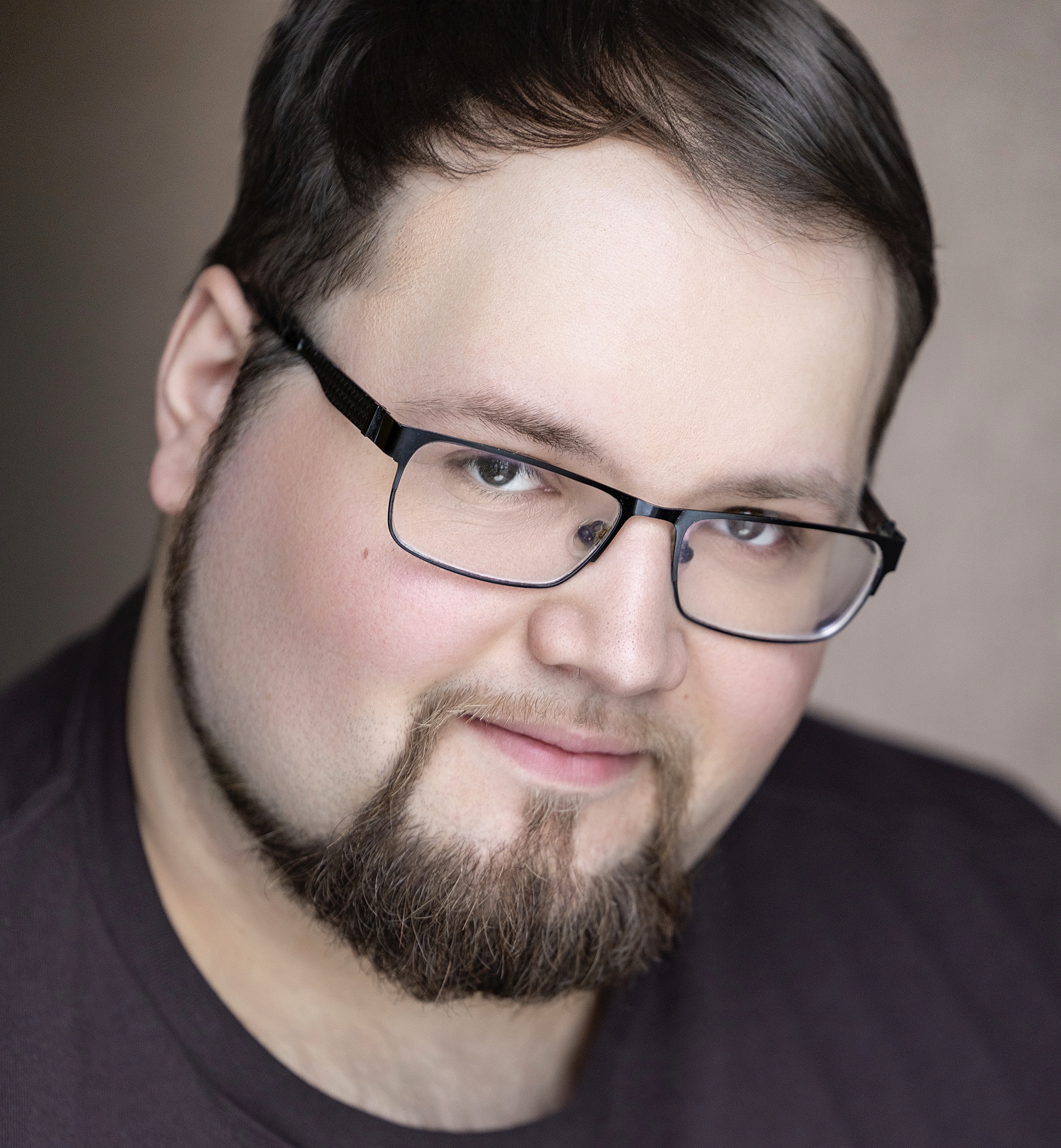 Jakob Chapple headshot