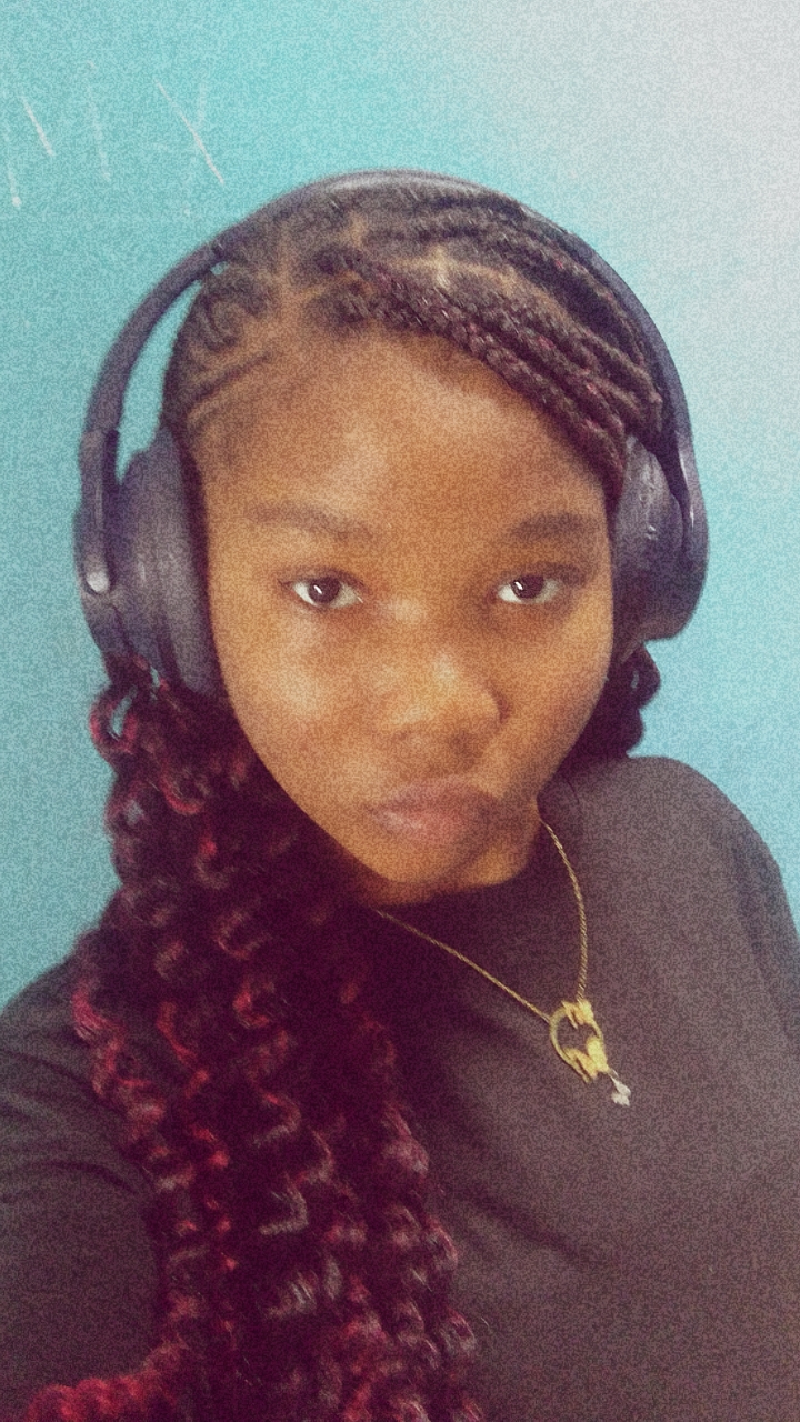 Eunice Aigbomobe headshot