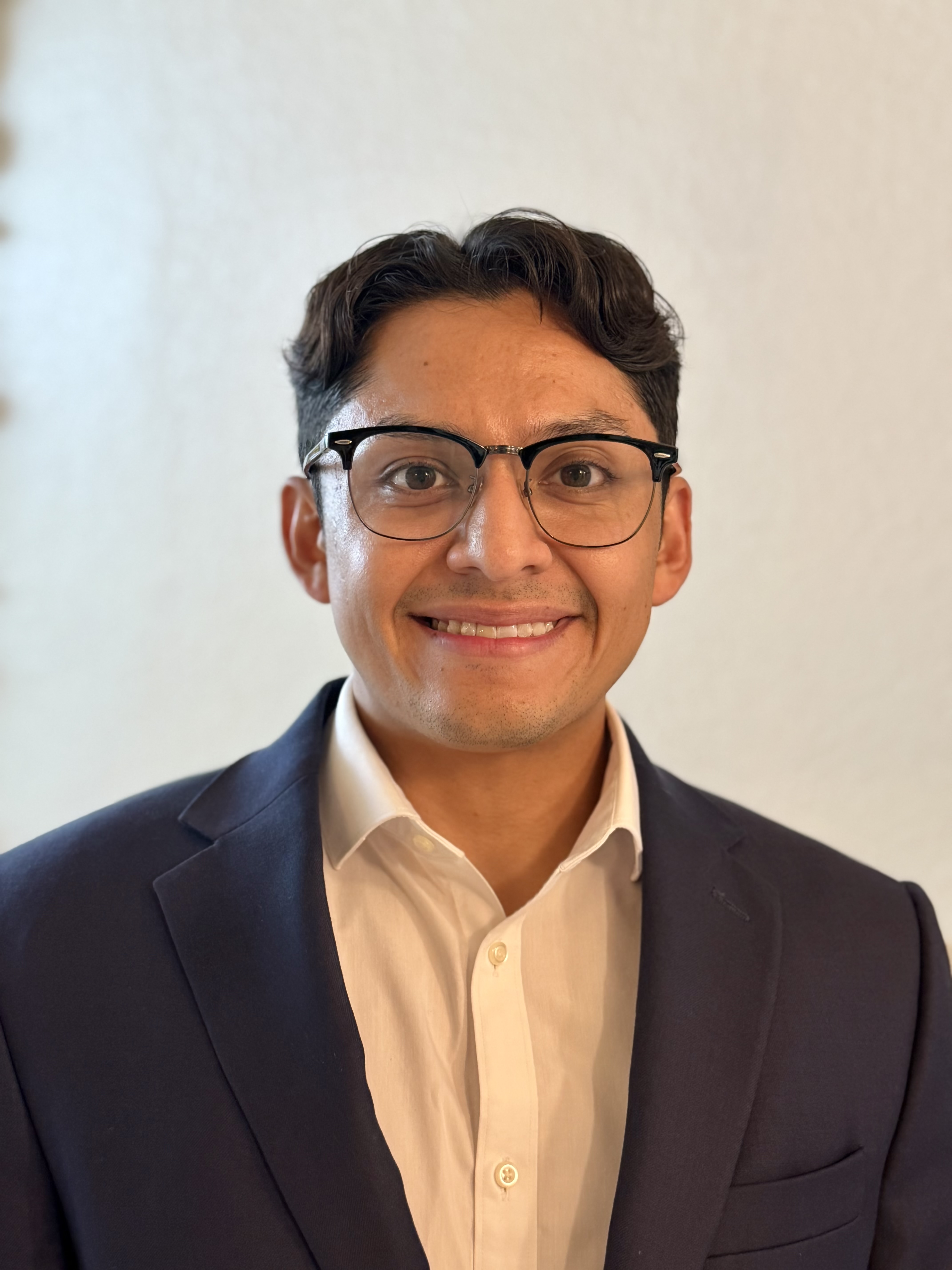 Brandon Candela headshot