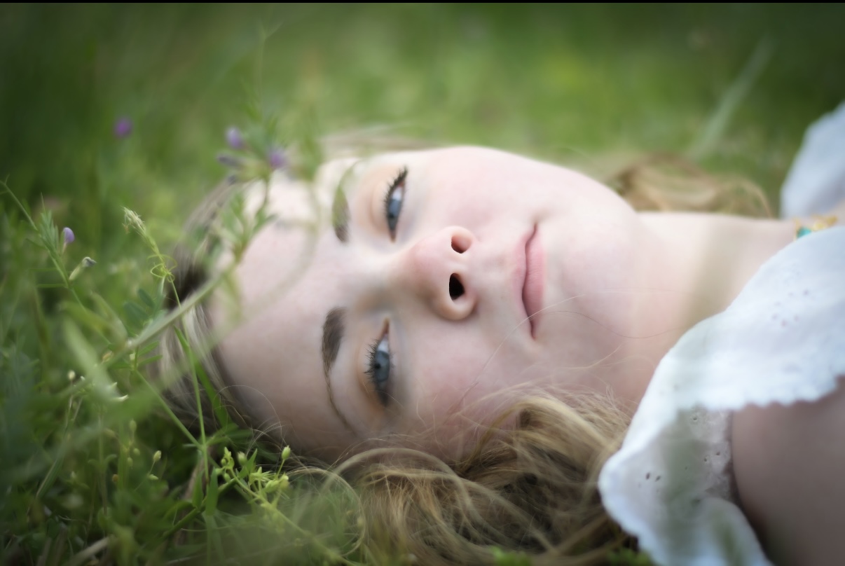 Emma Williams headshot